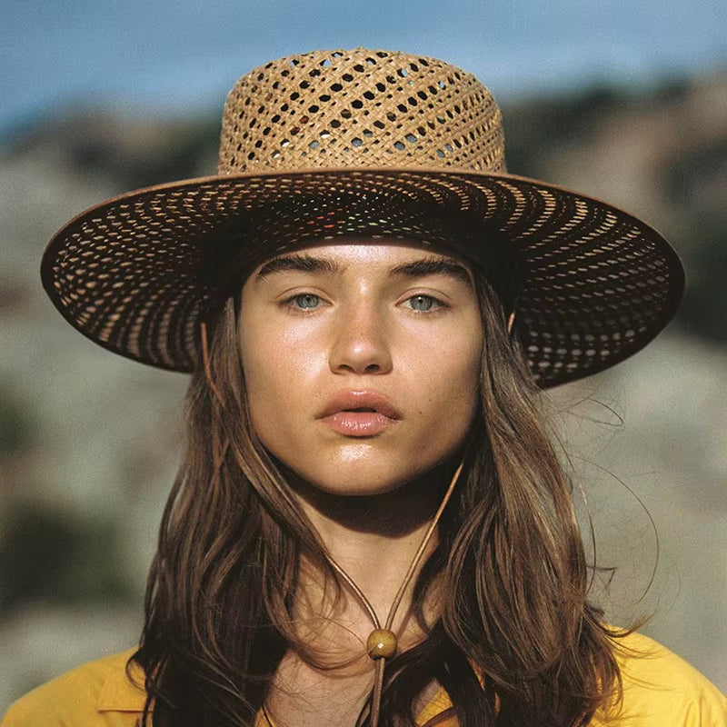 New Designer Style Hollow Big Brim Beach Straw Hats for Women with Straps Fashion Design Summer Sun Hats Lady Panama Fedora Hat