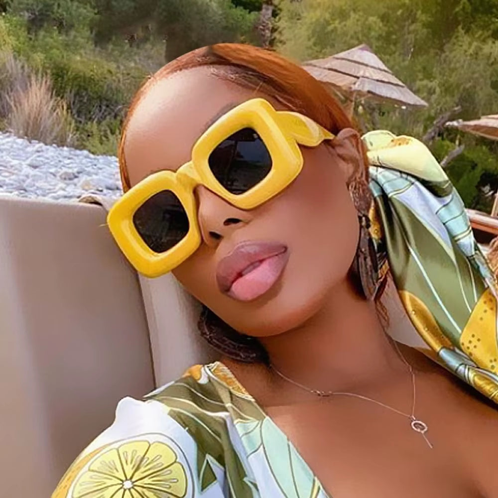 New Oversized Frame Sunglasses Women Fashion Funny Personality Sun Glasses Outdoor Street Photo Eyewear UV400 Oculos De Sol