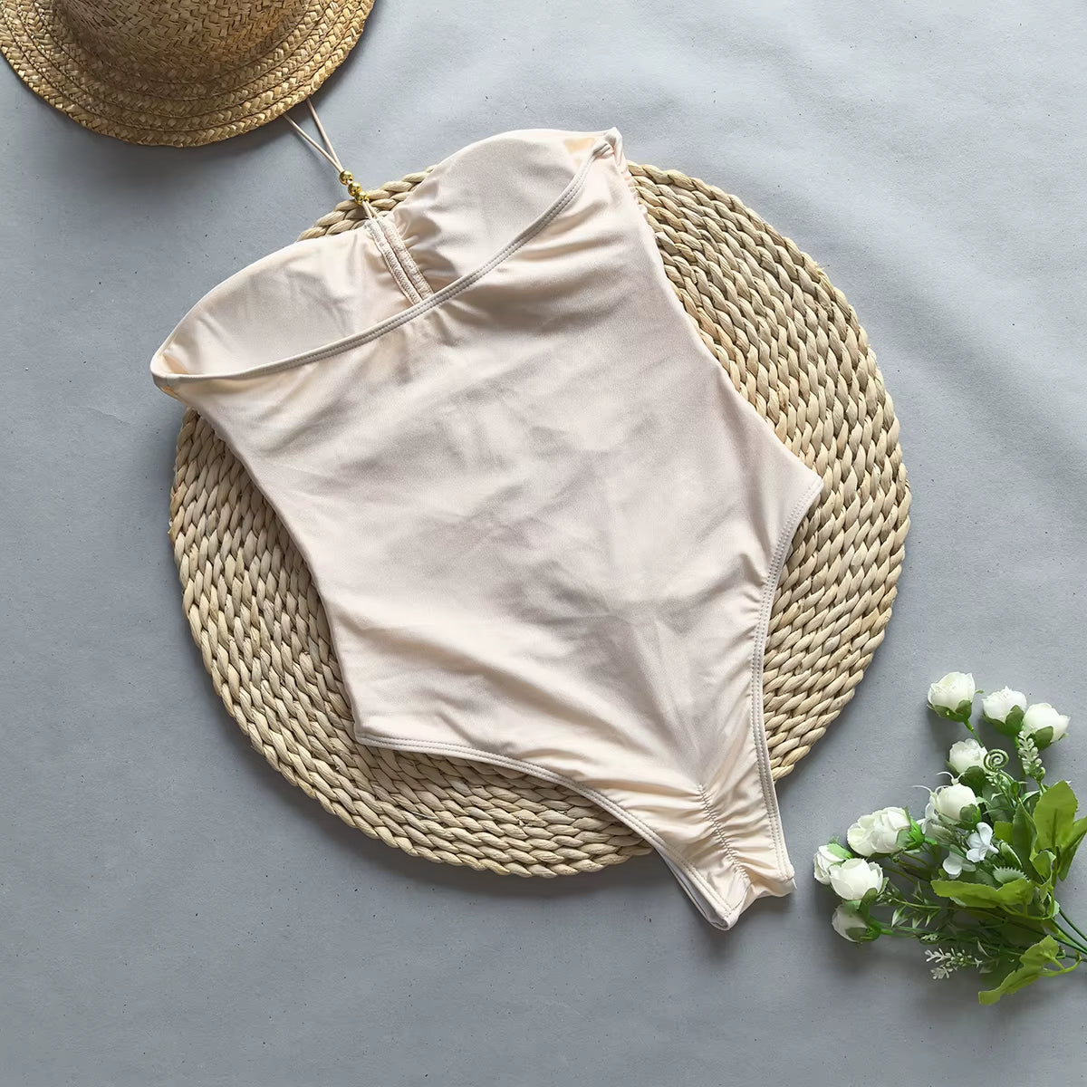 2024 Sexy Women One Piece Swimsuit Female Swimwear Bandeau Brazilian Monokini Swimming Suit Beachwear Halter Ruffle Bathing Suit