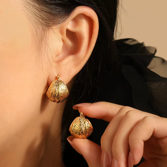 European and American Cross-Border Texture Semicircular Pattern Irregular Hammer Pattern Earrings for Women Fashion Simple High-